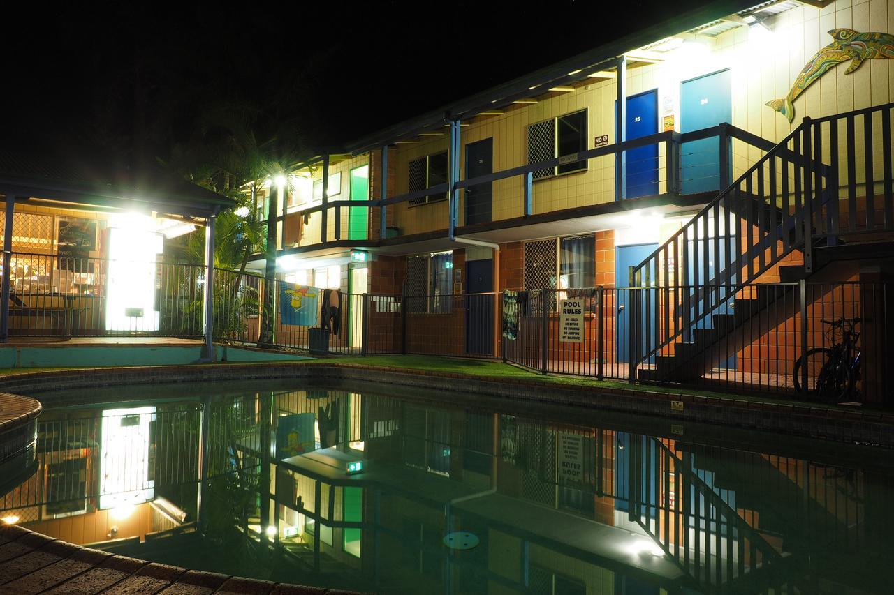Backpackers Inn On The Beach Байрон-Бей Экстерьер фото